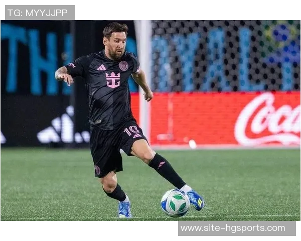 迈阿密国际首失一球门将失误送点苏里奇稳健罚入扳平比分