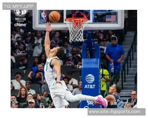 克莱首节表现抢眼三分球精准命中助力球队得分6分