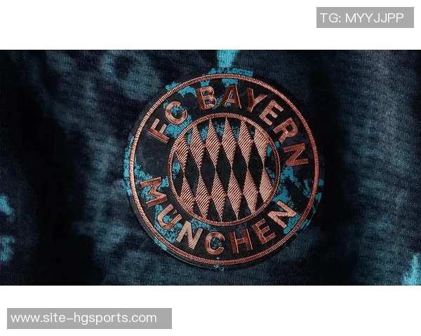 拜仁新赛季啤酒节球衣配色曝光深棕灰底搭配深绿与金色元素