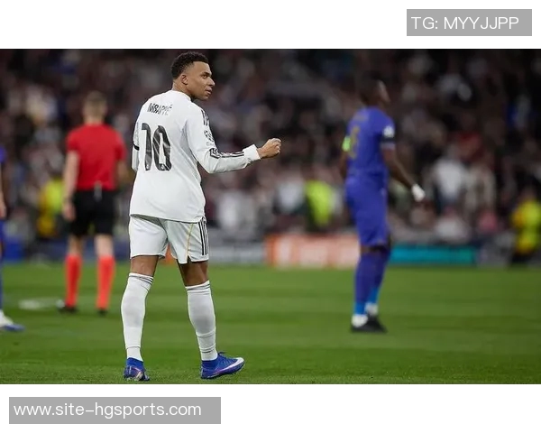 德媒分析皇马巴黎关注帕球员身价上涨助其薪资谈判更具优势 德媒分析皇马巴黎关注帕球员身价上涨助其薪资谈判更具优势